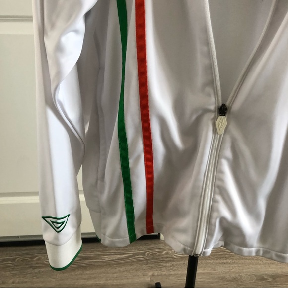 Ireland Umbro tracksuit jacket - Picture 6 of 9